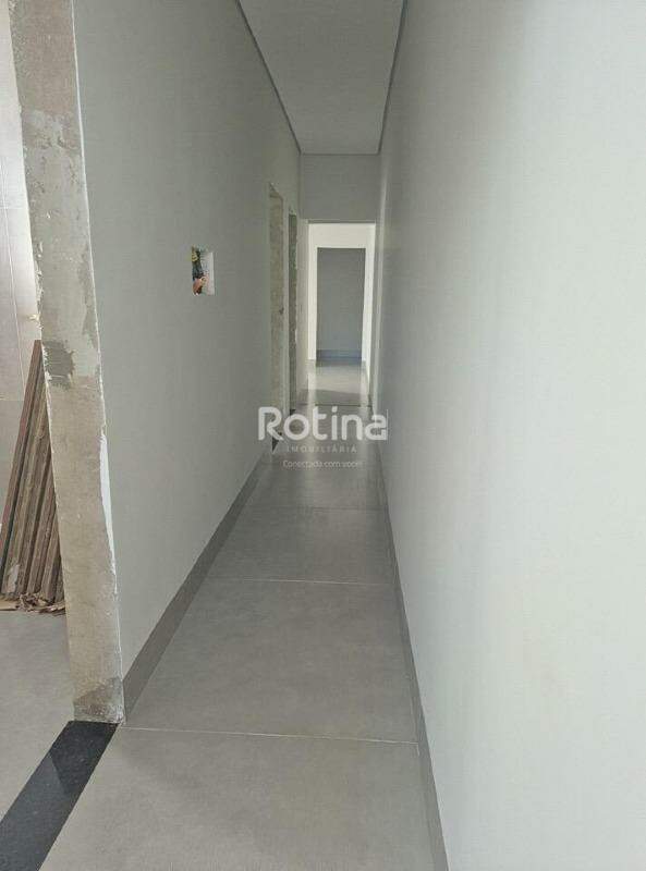 Casa à venda, 3 quartos em Uberlândia no bairro Pampulha no valor de R$ 500.000,00 - Rotina Imobiliária: 
