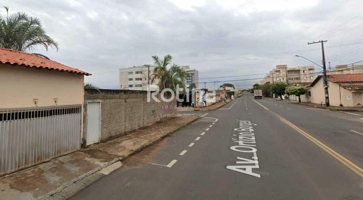 Terreno à venda, em Uberlândia no bairro Santa Mônica no valor de R$ 600.000,00 - Rotina Imobiliária: 