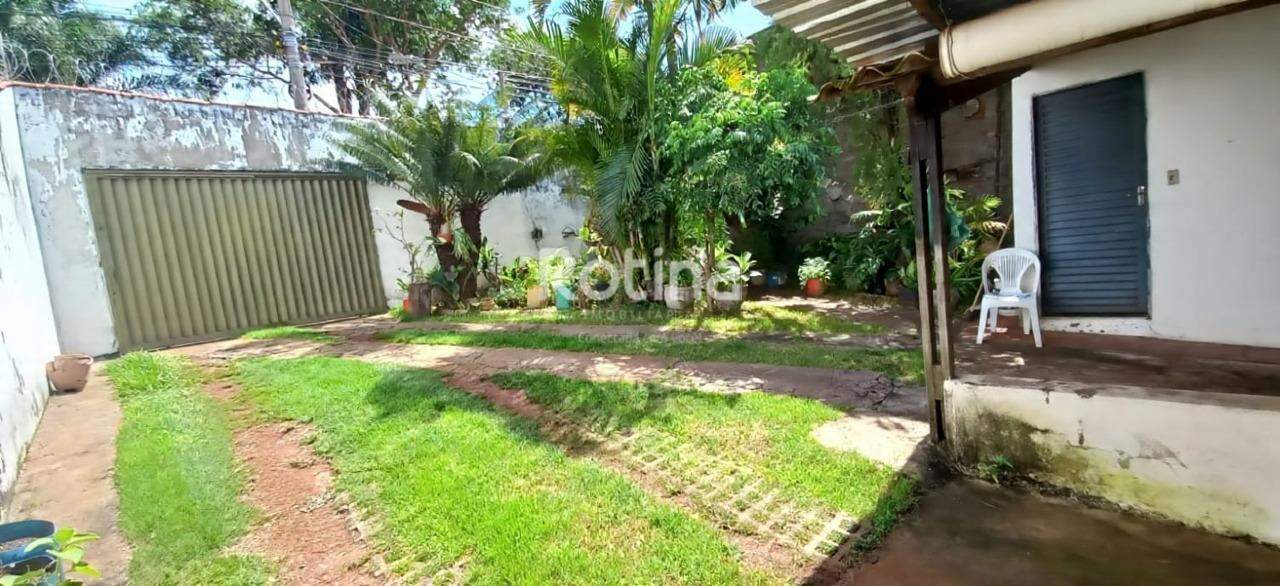 Casa à venda, 2 quartos em Uberlândia no bairro Jaraguá no valor de R$ 300.000,00 - Rotina Imobiliária: 
