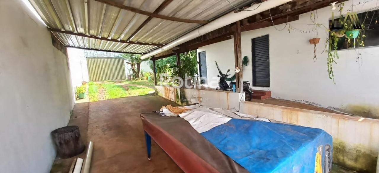Casa à venda, 2 quartos em Uberlândia no bairro Jaraguá no valor de R$ 300.000,00 - Rotina Imobiliária: 
