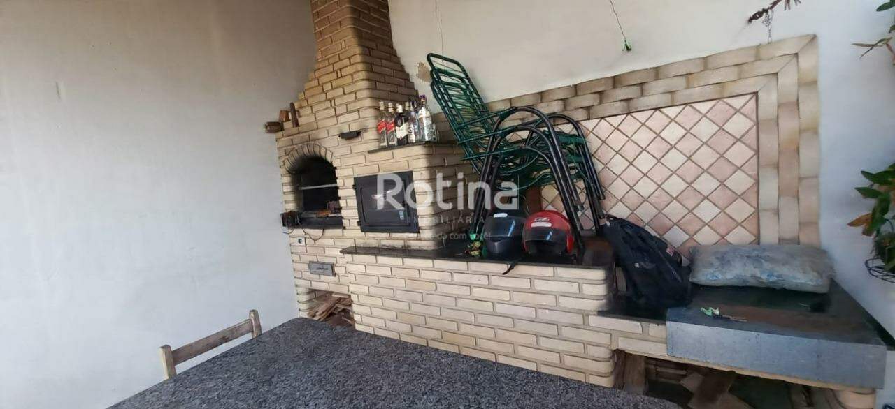 Casa à venda, 2 quartos em Uberlândia no bairro Jaraguá no valor de R$ 300.000,00 - Rotina Imobiliária: 