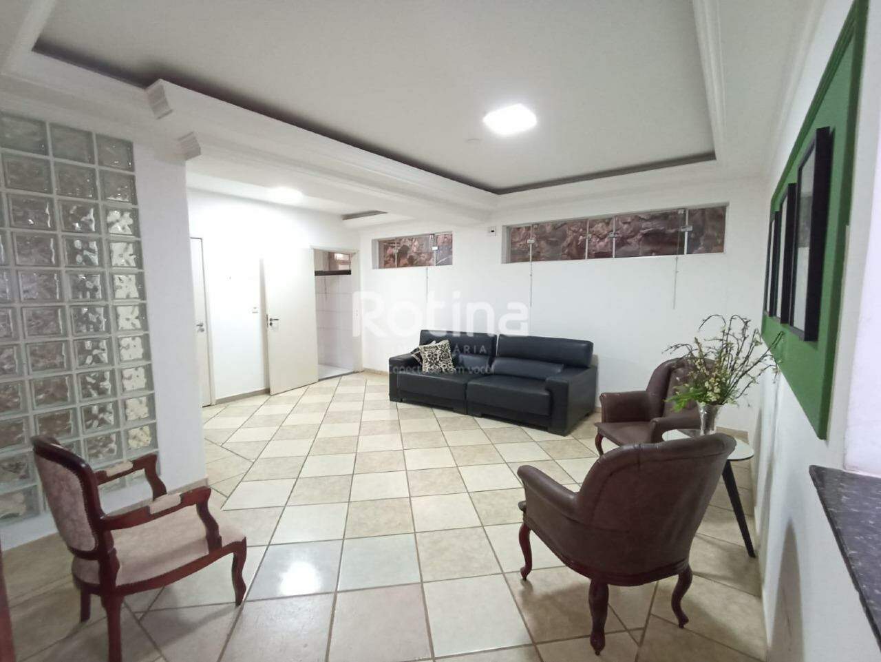 Casa Comercial à venda, 6 quartos em Uberlândia no bairro Martins no valor de R$ 2.200.000,00 - Rotina Imobiliária: 
