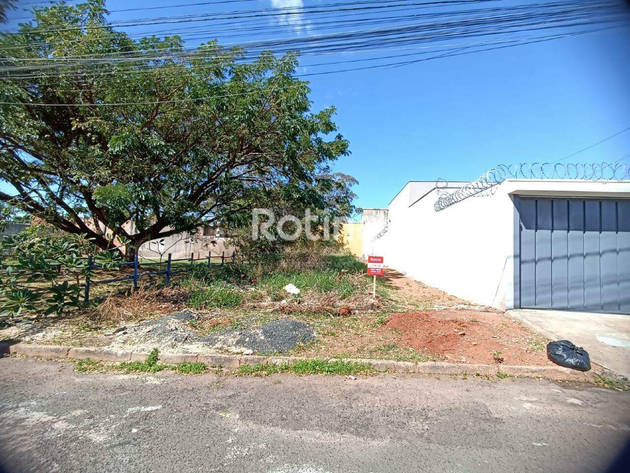 Terreno à venda, em Uberlândia no bairro Alto Umuarama no valor de R$ 380.000,00 - Rotina Imobiliária: 