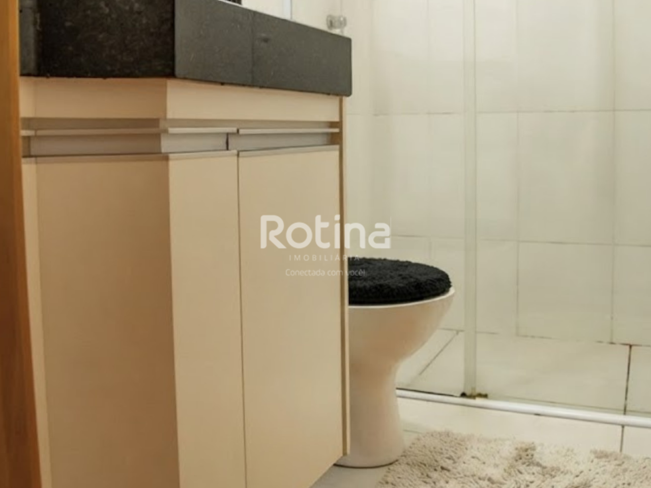 Apartamento à venda, 2 quartos em Uberlândia no bairro Santa Mônica no valor de R$ 240.000,00 - Rotina Imobiliária: 
