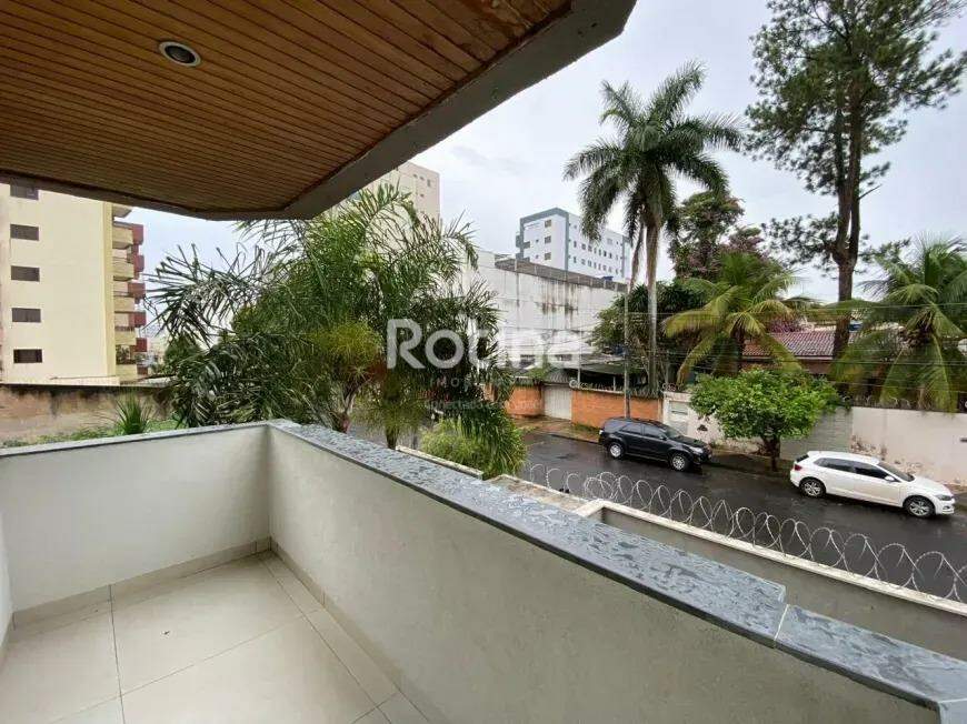 Apartamento à venda, 3 quartos em Uberlândia no bairro Santa Maria no valor de R$ 500.000,00 - Rotina Imobiliária: 