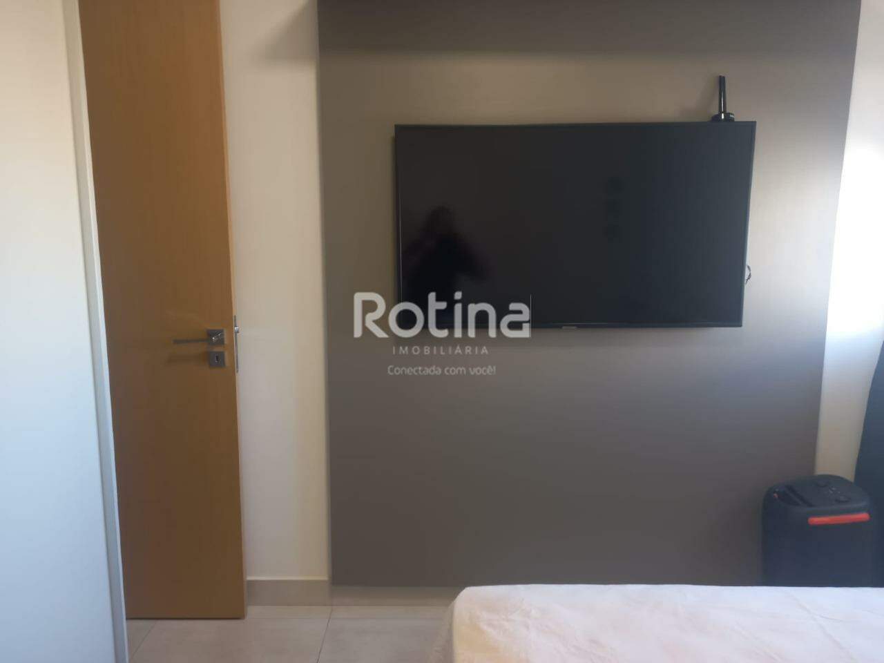 Apartamento à venda, 3 quartos em Uberlândia no bairro Santa Mônica no valor de R$ 750.000,00 - Rotina Imobiliária: 