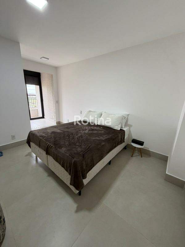 Apartamento para alugar, 3 quartos em Uberlândia no bairro Jardim Sul no valor de R$ 5.300,00 - Rotina Imobiliária: 