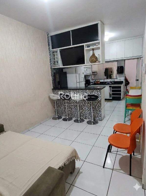 Casa à venda, 2 quartos em Uberlândia no bairro Jardim Holanda no valor de R$ 350.000,00 - Rotina Imobiliária: 