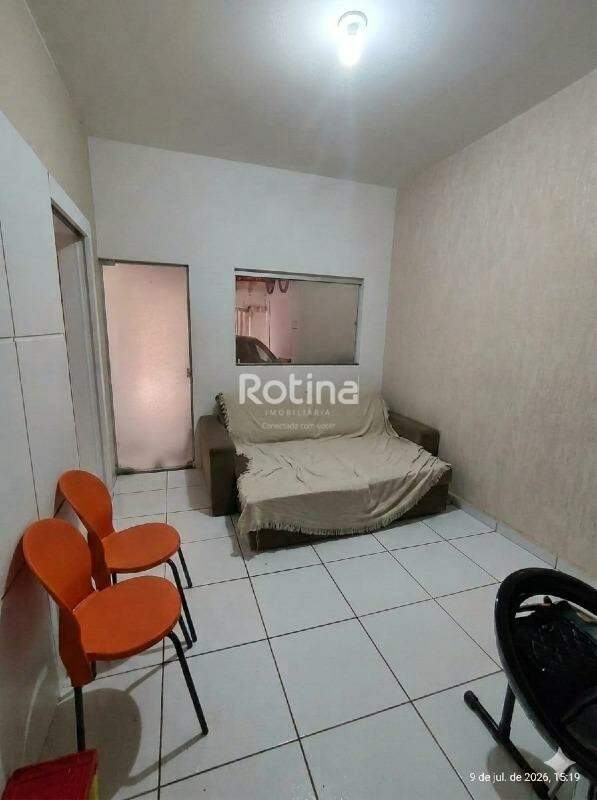 Casa à venda, 2 quartos em Uberlândia no bairro Jardim Holanda no valor de R$ 350.000,00 - Rotina Imobiliária: 