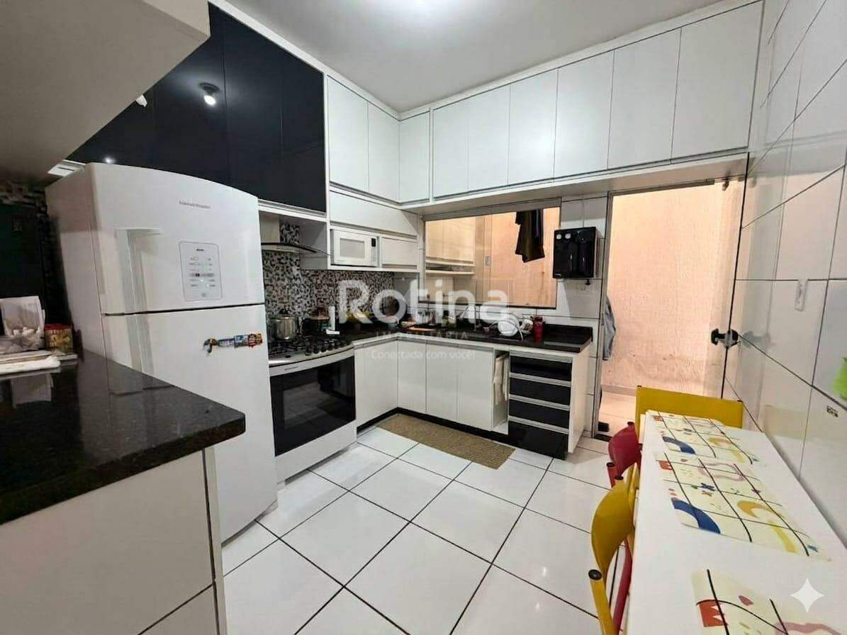Casa à venda, 2 quartos em Uberlândia no bairro Jardim Holanda no valor de R$ 350.000,00 - Rotina Imobiliária: 