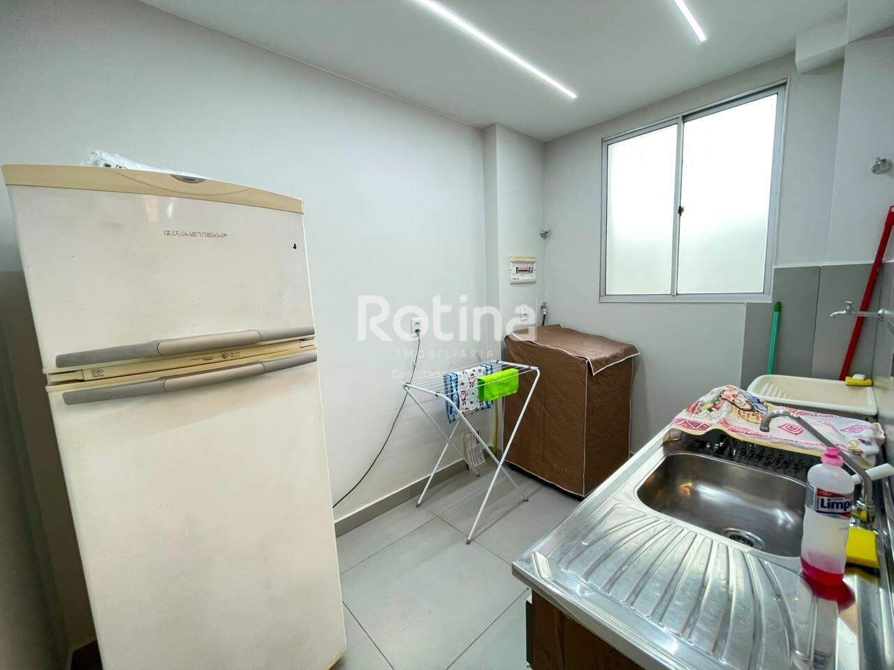 Apartamento à venda, 2 quartos em Uberlândia no bairro Aclimação no valor de R$ 230.000,00 - Rotina Imobiliária: 