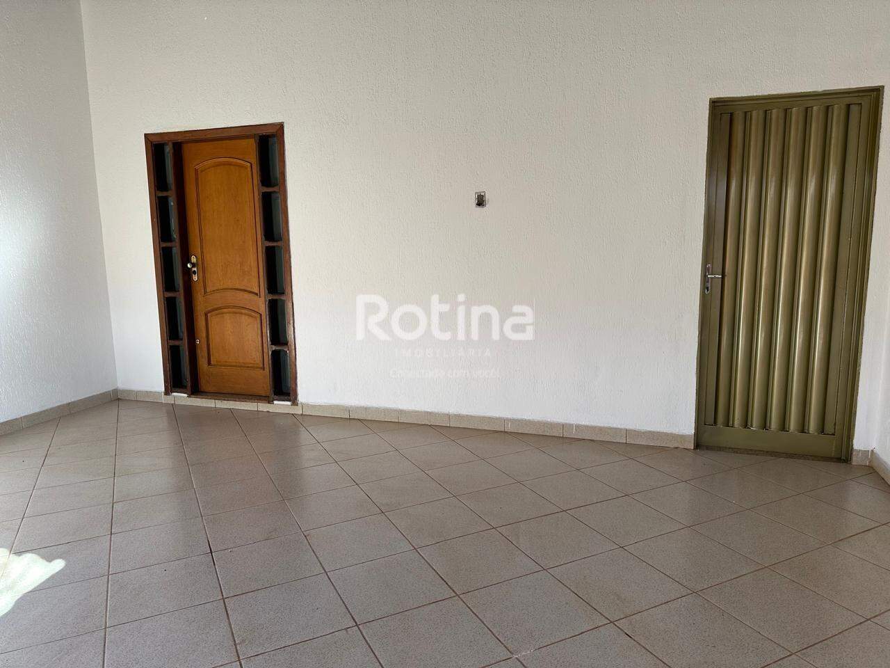 Casa à venda, 3 quartos em Uberlândia no bairro Planalto no valor de R$ 750.000,00 - Rotina Imobiliária: 