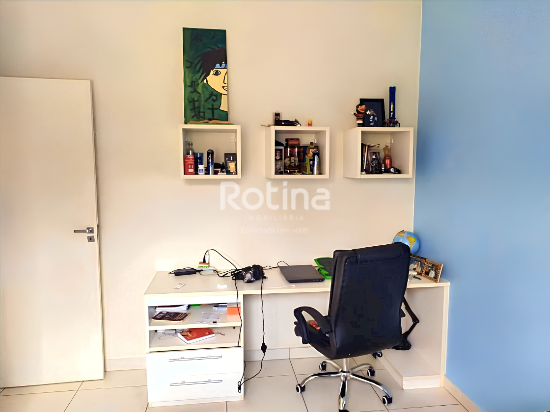 Casa à venda, 5 quartos em Uberlândia no bairro Segismundo Pereira no valor de R$ 1.400.000,00 - Rotina Imobiliária: 
