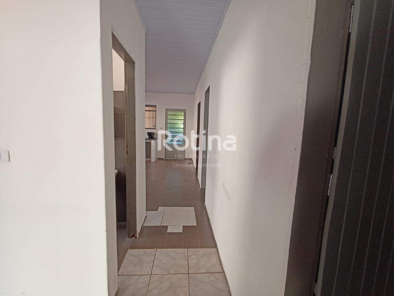 Casa à venda, 3 quartos em Uberlândia no bairro Nossa Senhora das Graças no valor de R$ 500.000,00 - Rotina Imobiliária: 