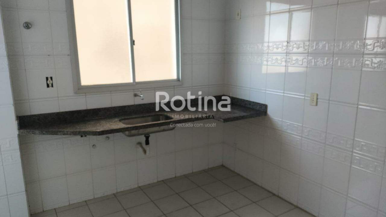 Apartamento para alugar, 2 quartos em Uberlândia no bairro Umuarama no valor de R$ 1.750,00 - Rotina Imobiliária: 