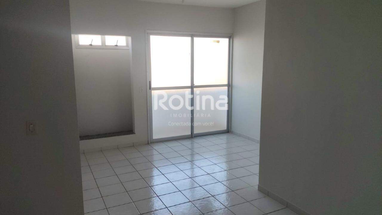 Apartamento para alugar, 2 quartos em Uberlândia no bairro Umuarama no valor de R$ 1.750,00 - Rotina Imobiliária: 