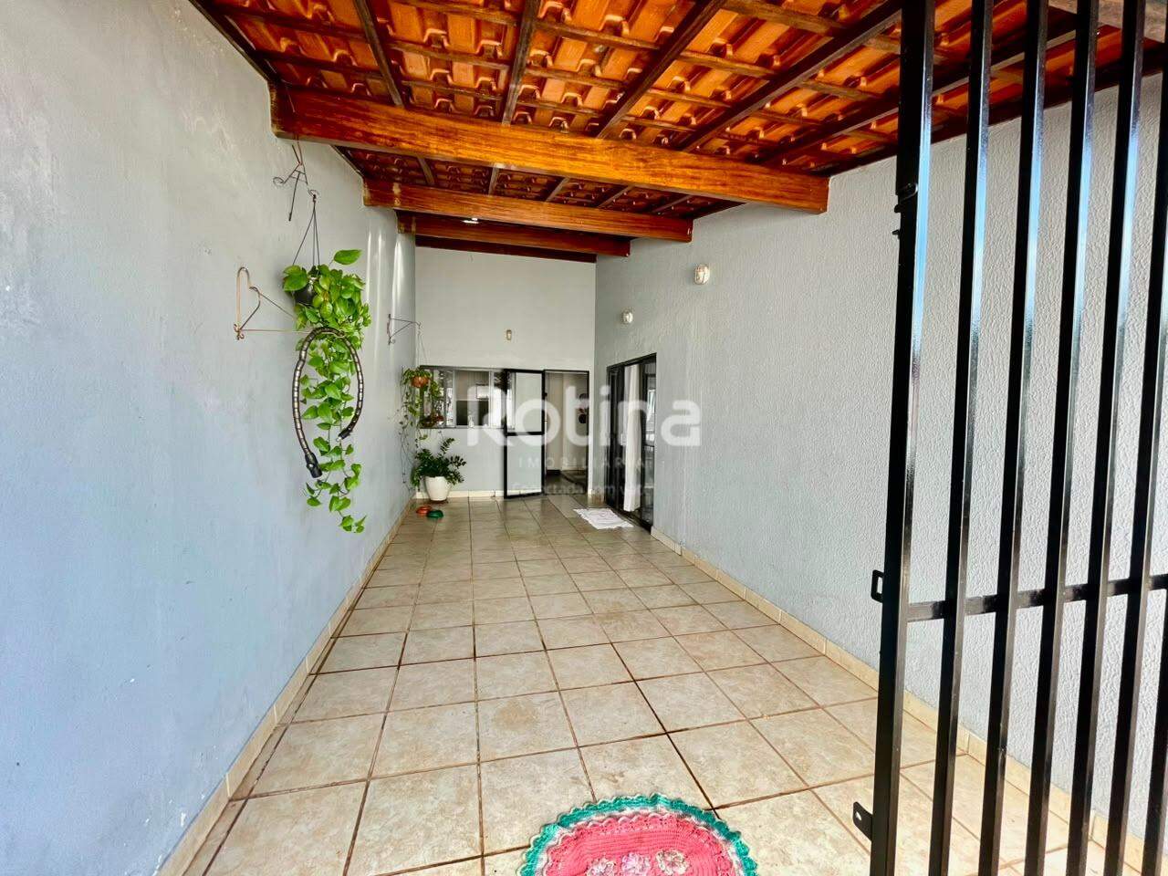 Casa à venda, 3 quartos em Uberlândia no bairro Osvaldo Rezende no valor de R$ 550.000,00 - Rotina Imobiliária: 