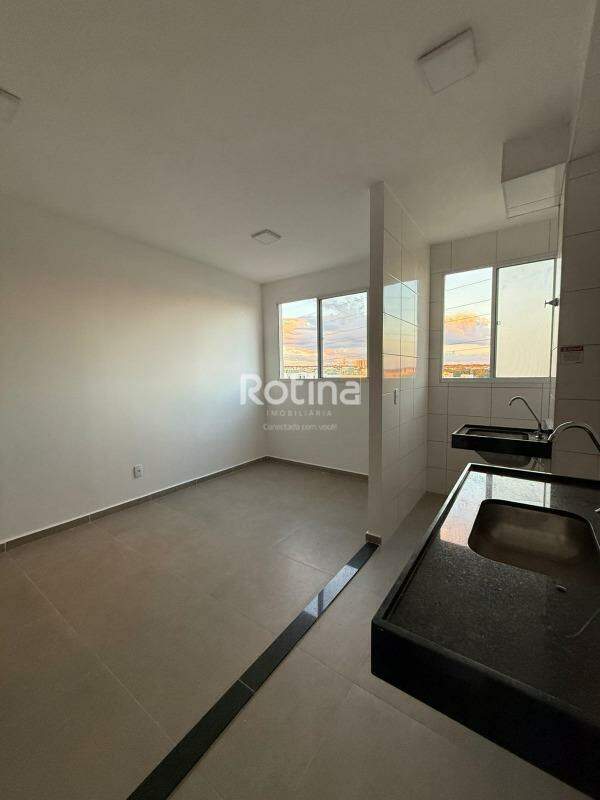 Apartamento à venda, 2 quartos em Uberlândia no bairro Gávea no valor de R$ 200.000,00 - Rotina Imobiliária: 