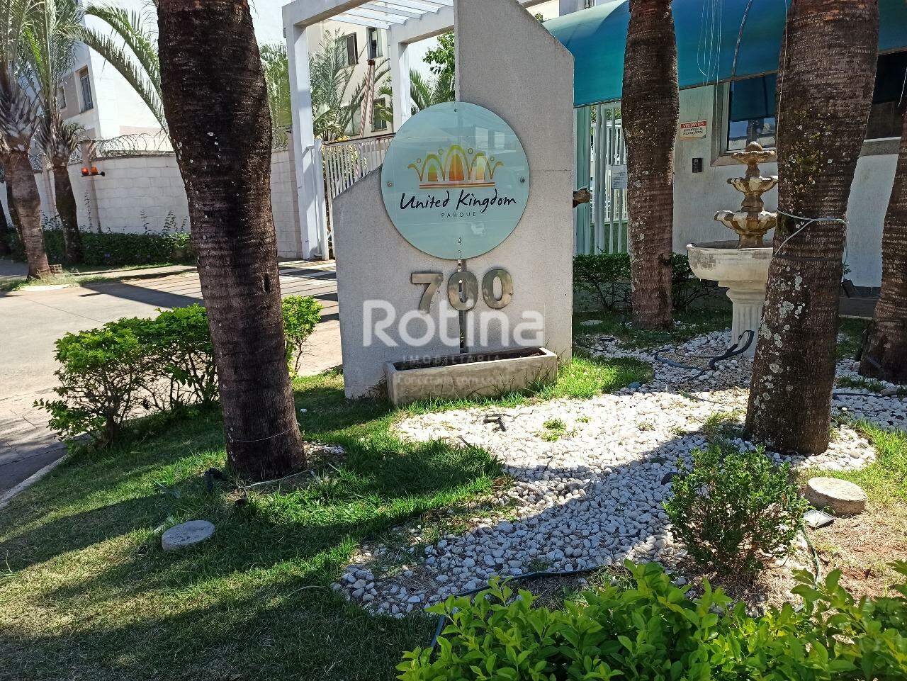 Apartamento para alugar, 2 quartos em Uberlândia no bairro Jardim Holanda no valor de R$ 1.100,00 - Rotina Imobiliária: 