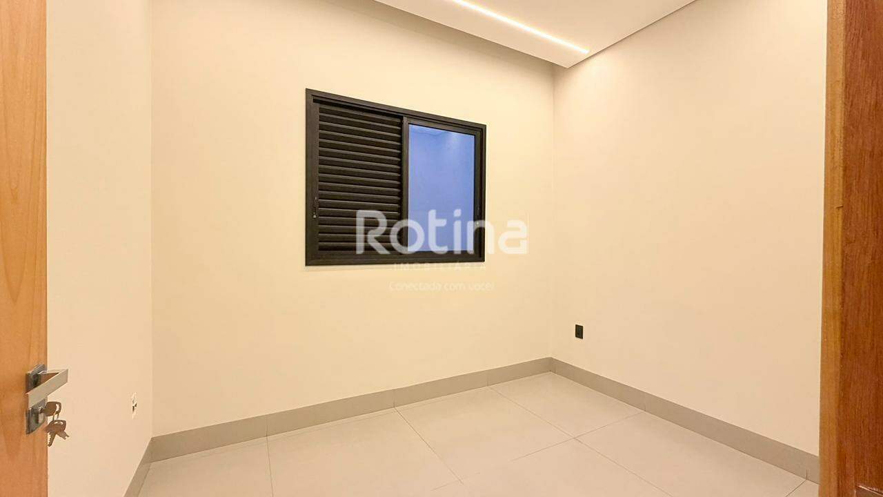 Casa à venda, 3 quartos em Uberlândia no bairro Shopping Park no valor de R$ 760.000,00 - Rotina Imobiliária: 