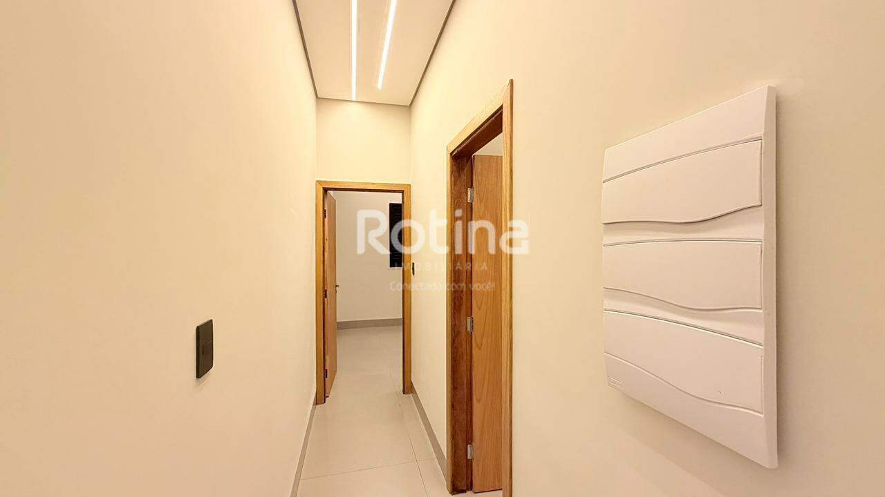 Casa à venda, 3 quartos em Uberlândia no bairro Shopping Park no valor de R$ 760.000,00 - Rotina Imobiliária: 