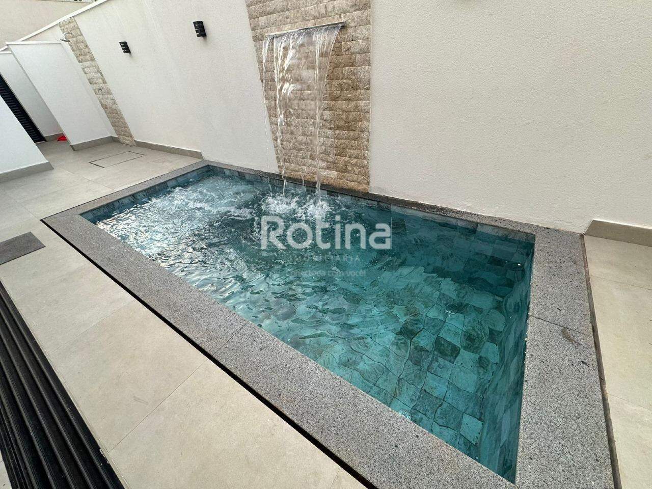 Casa Condomínio Fechado à venda, 3 quartos em Uberlândia no bairro Jardim Inconfidência no valor de R$ 2.150.000,00 - Rotina Imobiliária: 