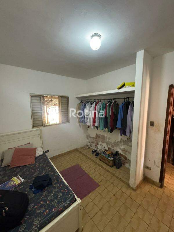 Casa à venda, 3 quartos em Uberlândia no bairro Tubalina no valor de R$ 400.000,00 - Rotina Imobiliária: 