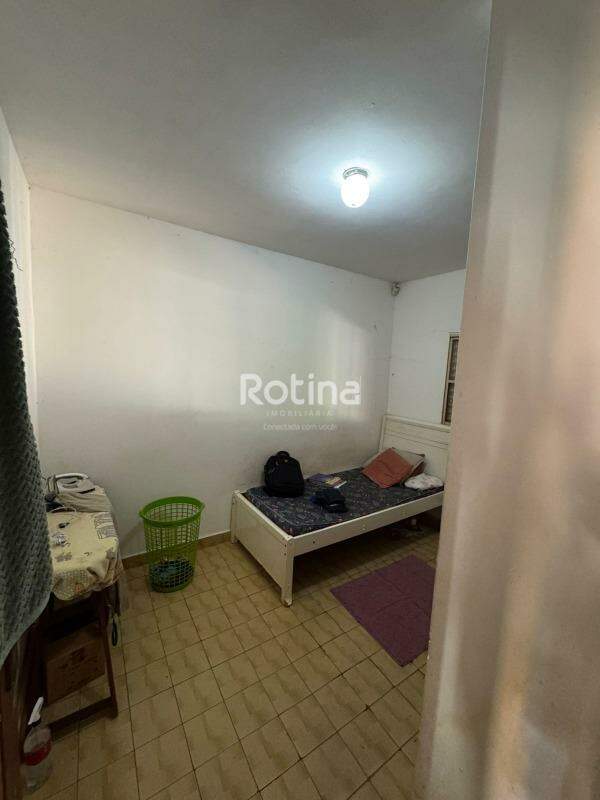 Casa à venda, 3 quartos em Uberlândia no bairro Tubalina no valor de R$ 400.000,00 - Rotina Imobiliária: 