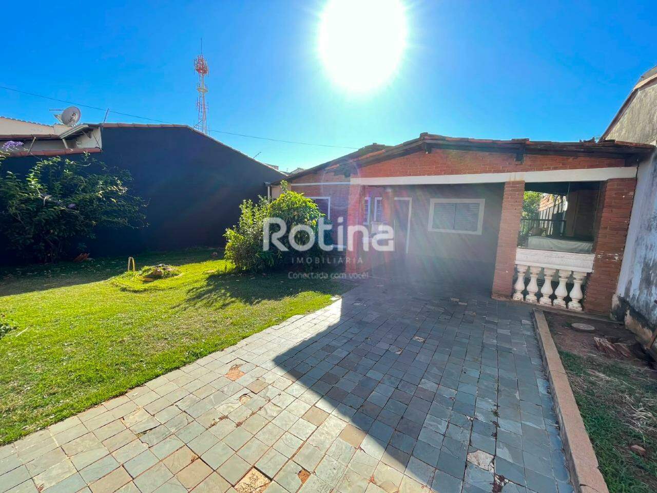 Casa à venda, 3 quartos em Uberlândia no bairro Tubalina no valor de R$ 400.000,00 - Rotina Imobiliária: 