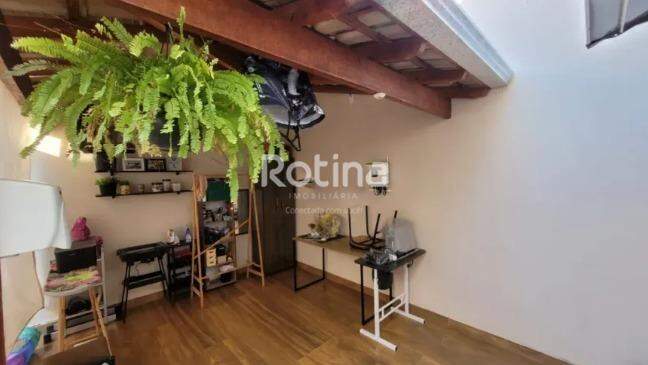 Casa à venda, 2 quartos em Uberlândia no bairro Novo Mundo no valor de R$ 550.000,00 - Rotina Imobiliária: 
