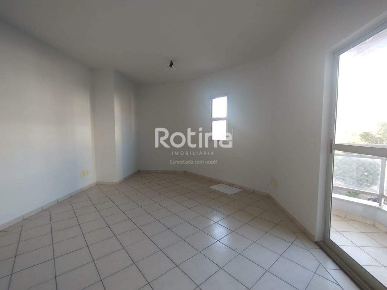 Apartamento para alugar, 3 quartos em Uberlândia no bairro Morada da Colina no valor de R$ 1.800,00 - Rotina Imobiliária: 