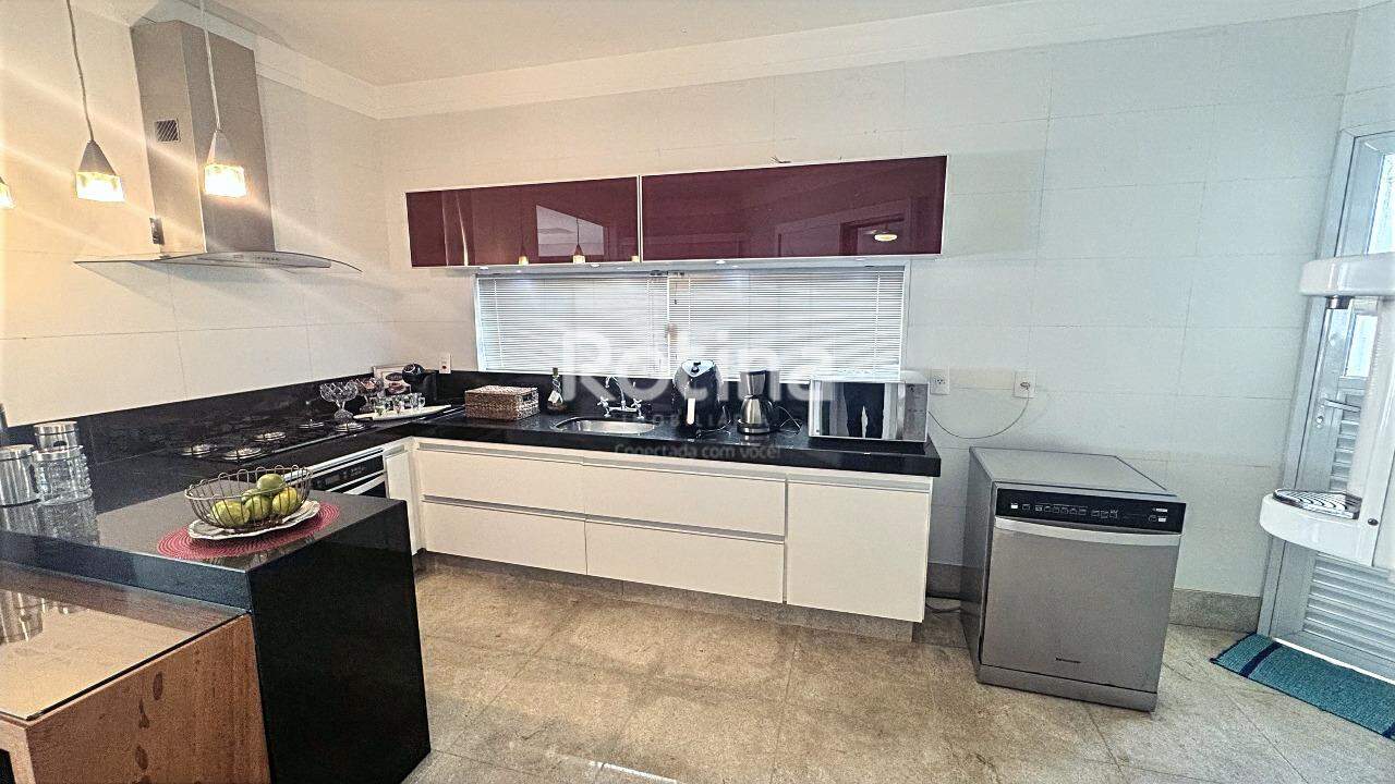 Casa Condomínio Fechado à venda, 3 quartos em Uberlândia no bairro Jardim Inconfidência no valor de R$ 2.400.000,00 - Rotina Imobiliária: 