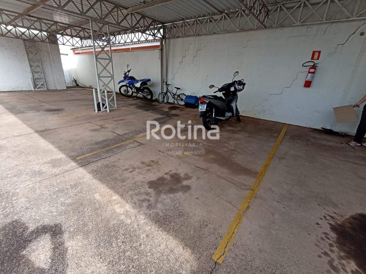 Apartamento para alugar, 2 quartos em Uberlândia no bairro Brasil no valor de R$ 1.300,00 - Rotina Imobiliária: 