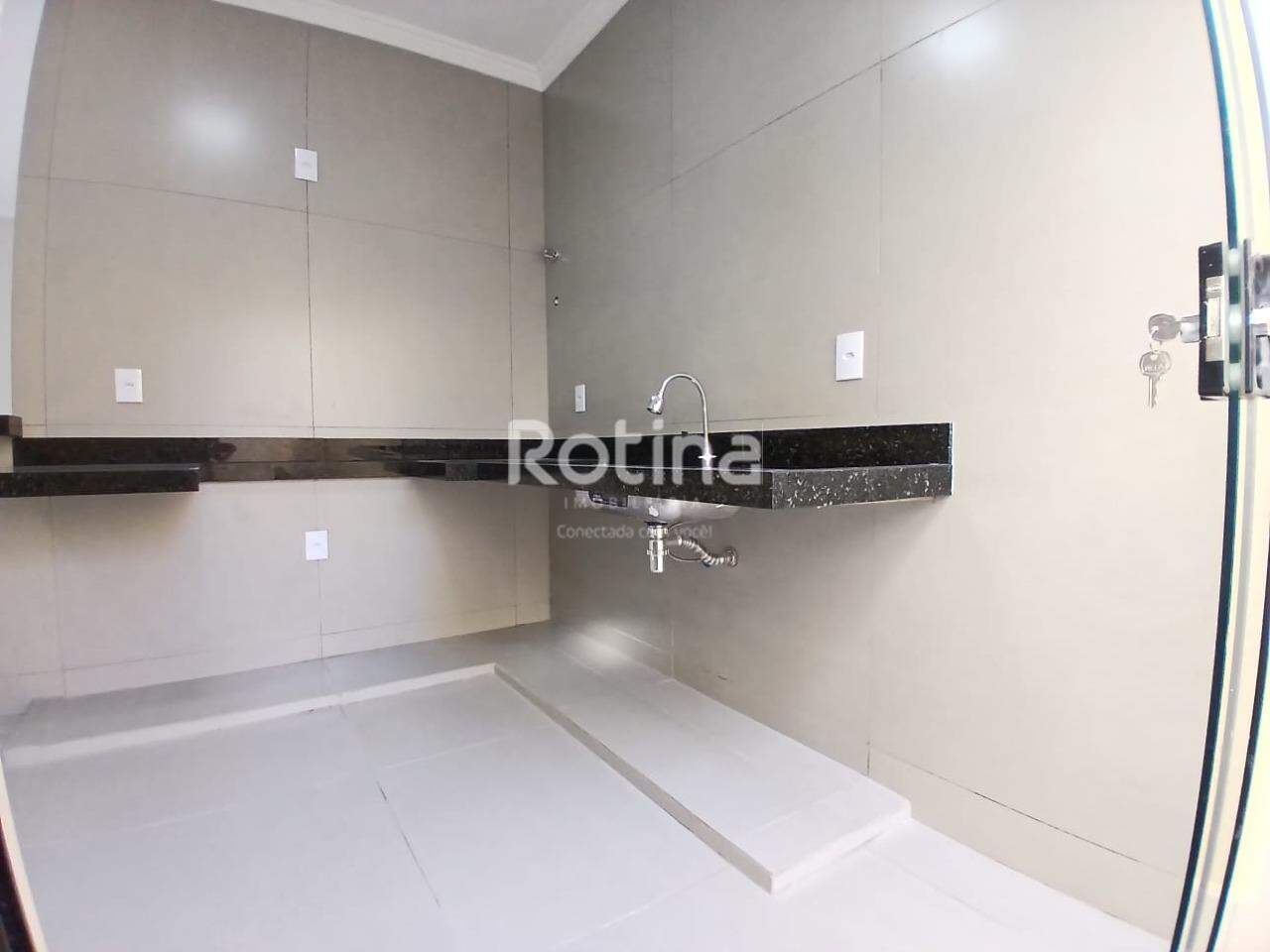 Casa para alugar, 2 quartos em Uberlândia no bairro Laranjeiras no valor de R$ 2.300,00 - Rotina Imobiliária: 