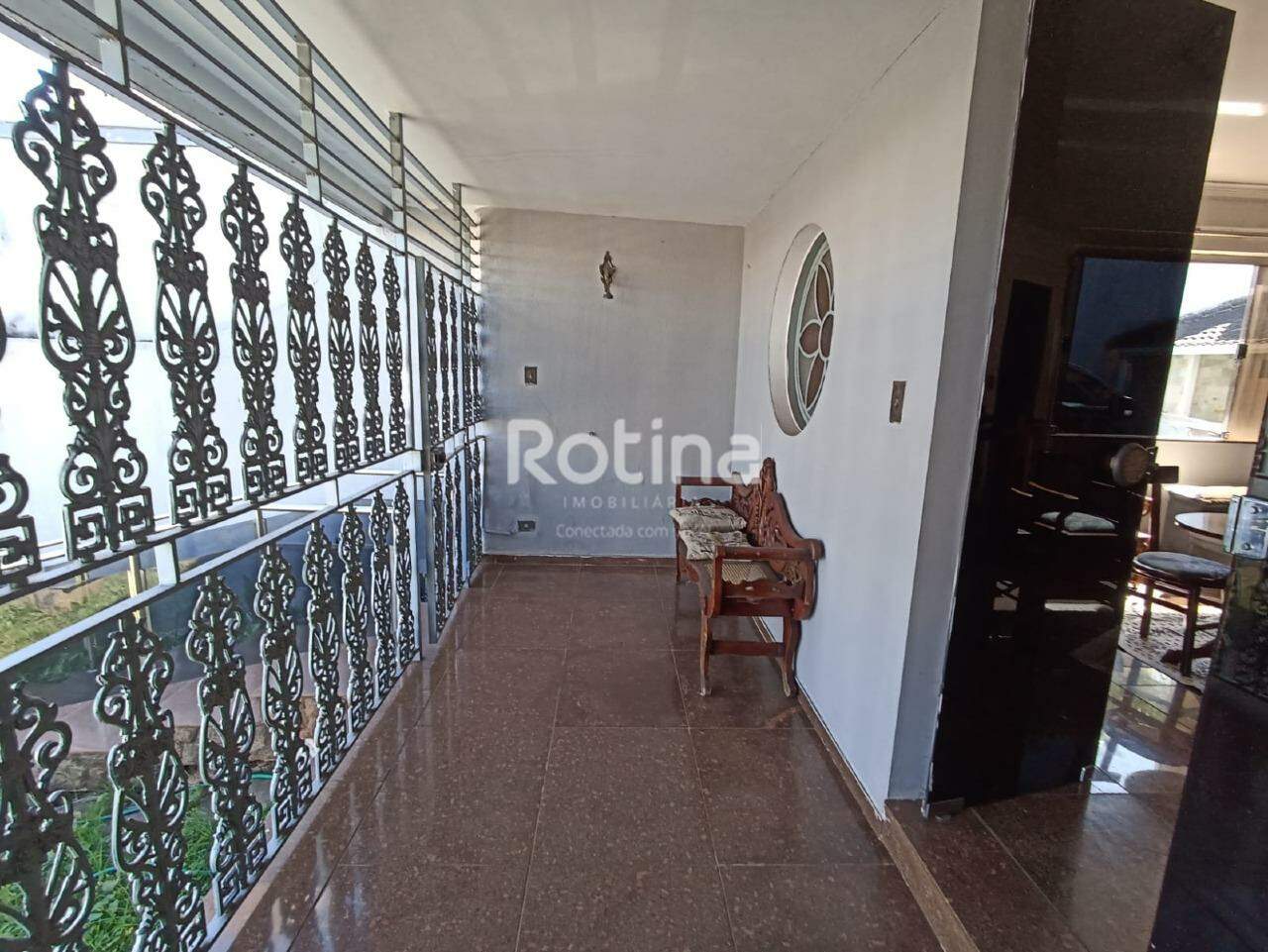 Casa Comercial à venda, 4 quartos em Uberlândia no bairro Lídice no valor de R$ 2.500.000,00 - Rotina Imobiliária: 