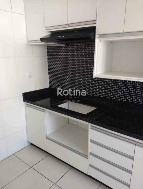 Apartamento para alugar, 2 quartos em Uberlândia no bairro Panorama no valor de R$ 1.350,00 - Rotina Imobiliária: 