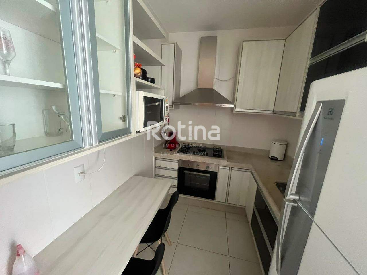 Apartamento para alugar, 2 quartos em Uberlândia no bairro Osvaldo Rezende no valor de R$ 2.900,00 - Rotina Imobiliária: 