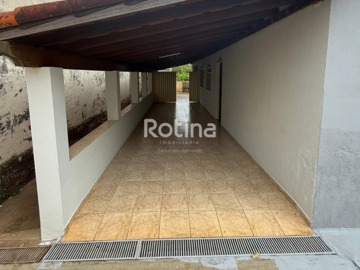 Casa à venda, 3 quartos em Uberlândia no bairro Bom Jesus no valor de R$ 550.000,00 - Rotina Imobiliária: 