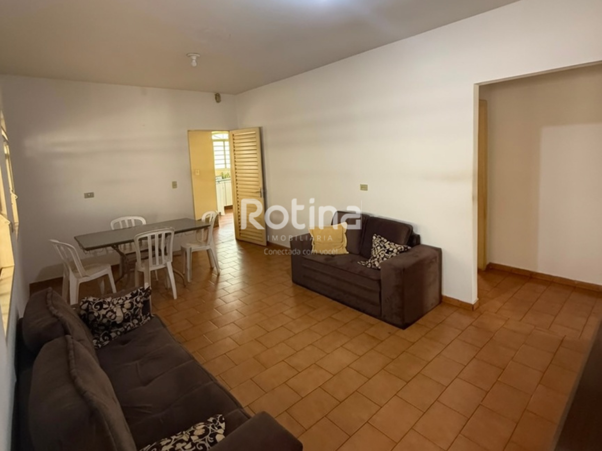 Casa à venda, 3 quartos em Uberlândia no bairro Bom Jesus no valor de R$ 550.000,00 - Rotina Imobiliária: 