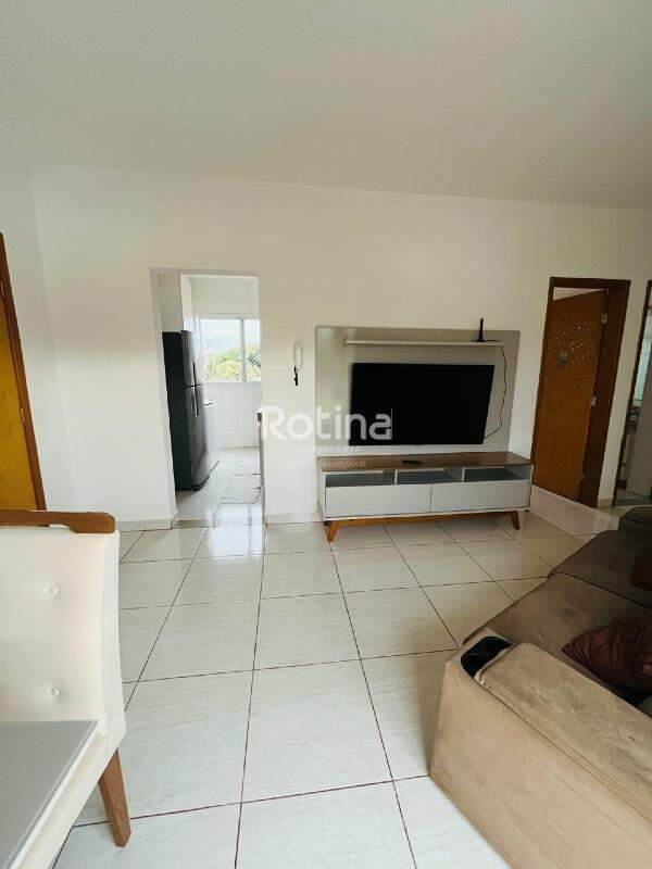 Apartamento para alugar, 2 quartos em Uberlândia no bairro Santa Mônica no valor de R$ 2.700,00 - Rotina Imobiliária: 