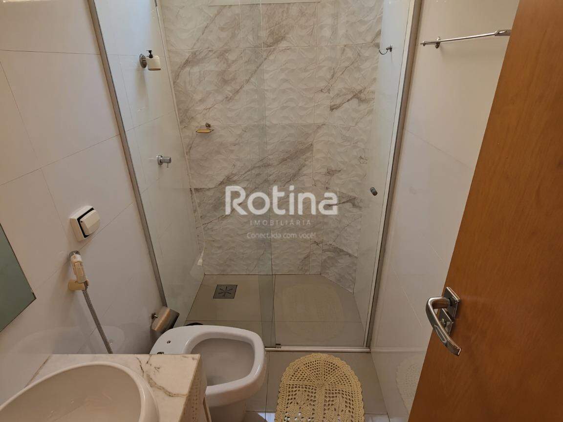 Apartamento à venda, 3 quartos em Uberlândia no bairro Daniel Fonseca no valor de R$ 490.000,00 - Rotina Imobiliária: 