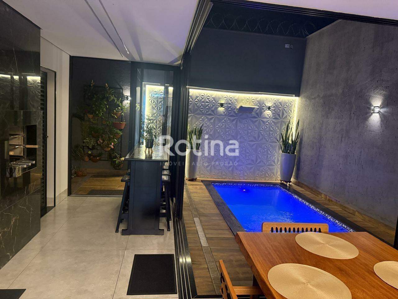 Casa à venda, 3 quartos em Uberlândia no bairro Jardim Patrícia no valor de R$ 1.290.000,00 - Rotina Imobiliária: 