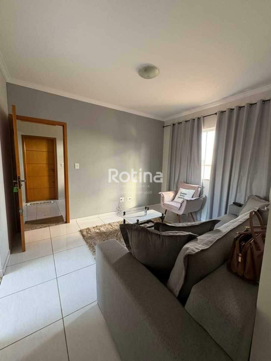Apartamento à venda, 2 quartos em Uberlândia no bairro Carajás no valor de R$ 245.000,00 - Rotina Imobiliária: 