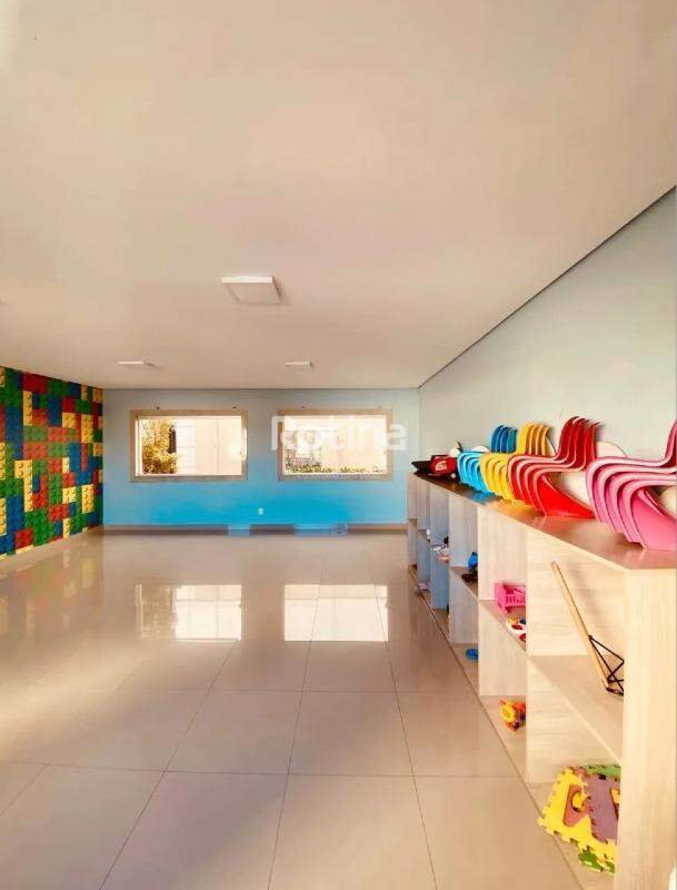 Apartamento para alugar, 2 quartos em Uberlândia no bairro Shopping Park no valor de R$ 1.100,00 - Rotina Imobiliária: 