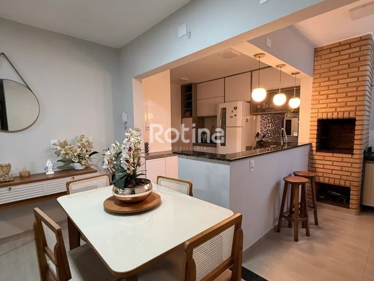 Apartamento à venda, 2 quartos em Uberlândia no bairro Novo Mundo no valor de R$ 325.000,00 - Rotina Imobiliária: 