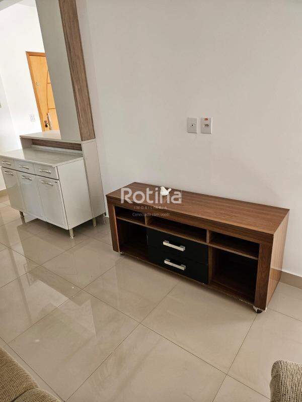 Apartamento para alugar, 2 quartos em Uberlândia no bairro Jardim Patrícia no valor de R$ 1.800,00 - Rotina Imobiliária: 