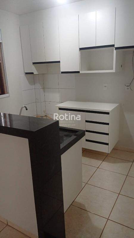 Apartamento para alugar, 2 quartos em Uberlândia no bairro Jardim Holanda no valor de R$ 1.650,00 - Rotina Imobiliária: 