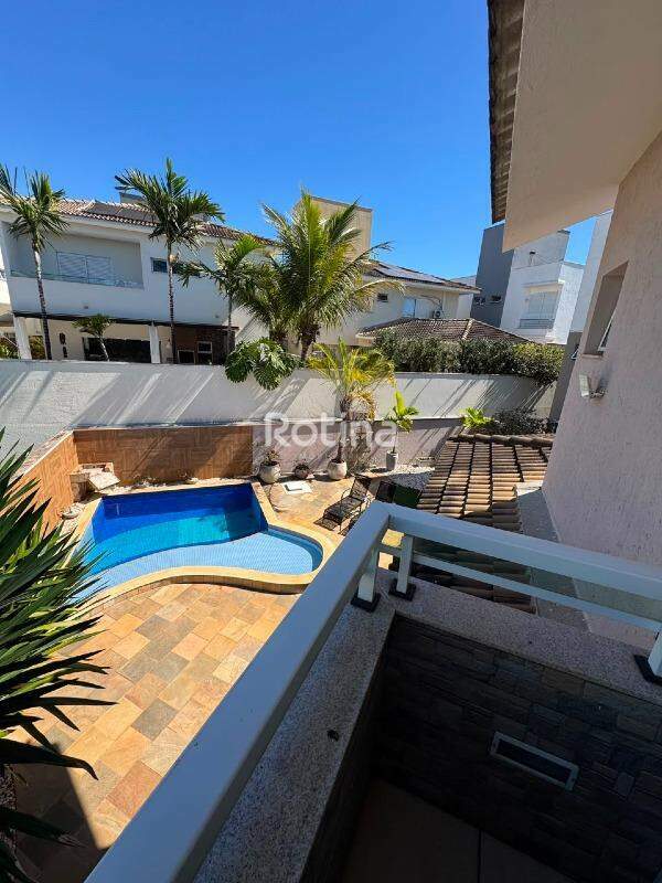 Casa Condomínio Fechado à venda, 3 quartos em Uberlândia no bairro Nova Uberlândia no valor de R$ 2.300.000,00 - Rotina Imobiliária: 