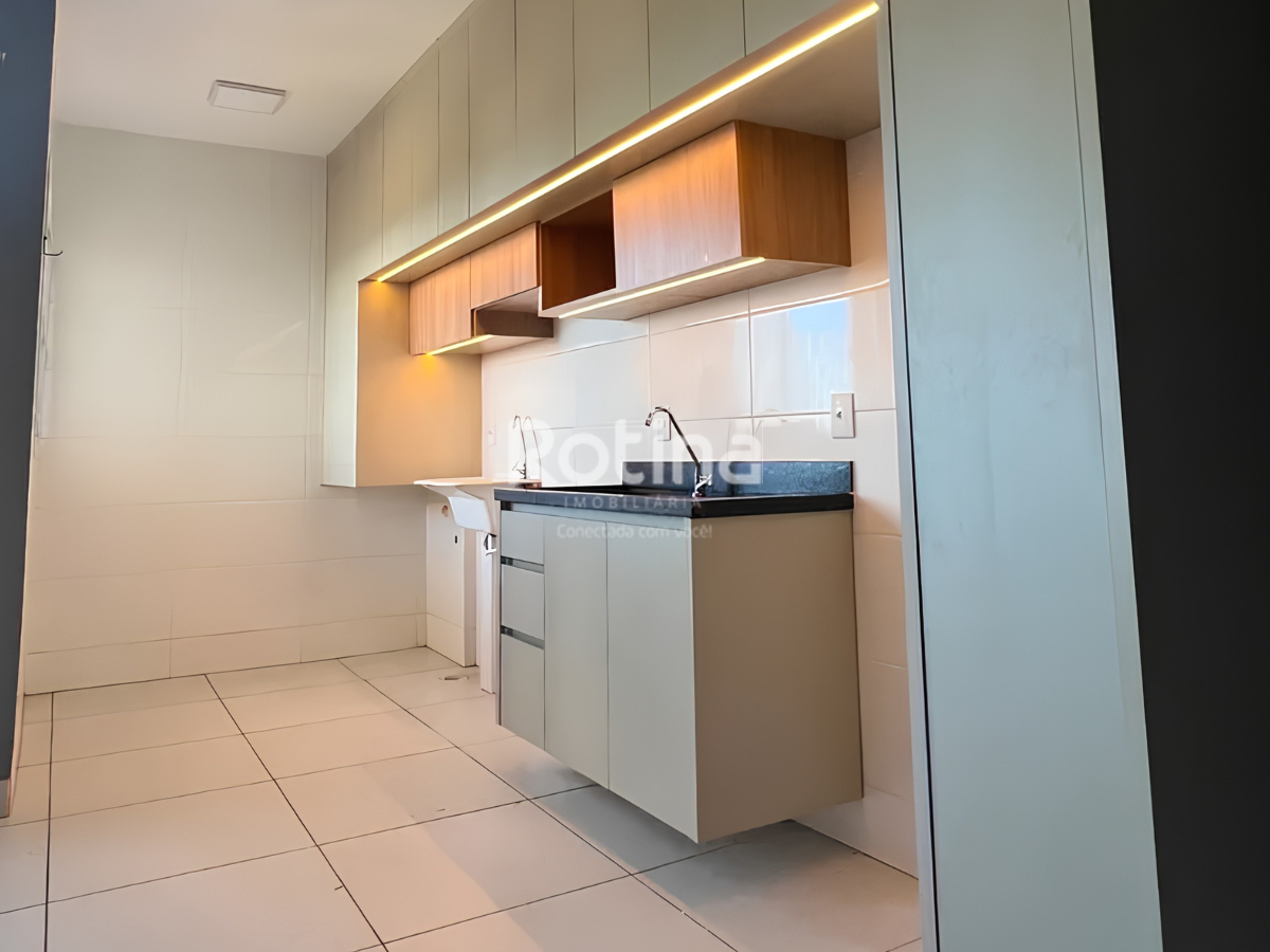 Apartamento à venda, 2 quartos em Uberlândia no bairro Loteamento Portal do Vale II no valor de R$ 420.000,00 - Rotina Imobiliária: 