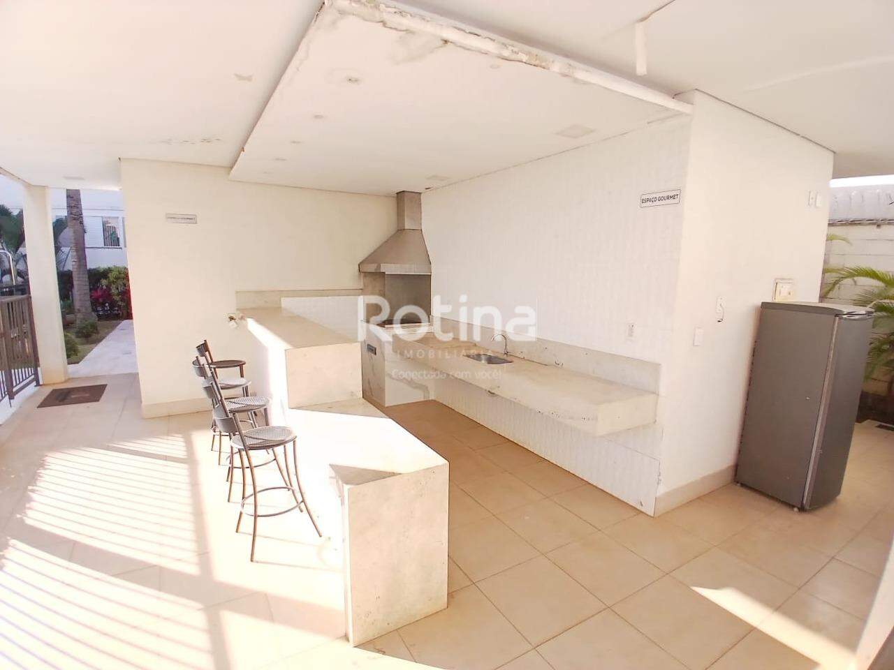 Apartamento para alugar, 2 quartos em Uberlândia no bairro Chacaras Tubalina e Quartel no valor de R$ 750,00 - Rotina Imobiliária: 